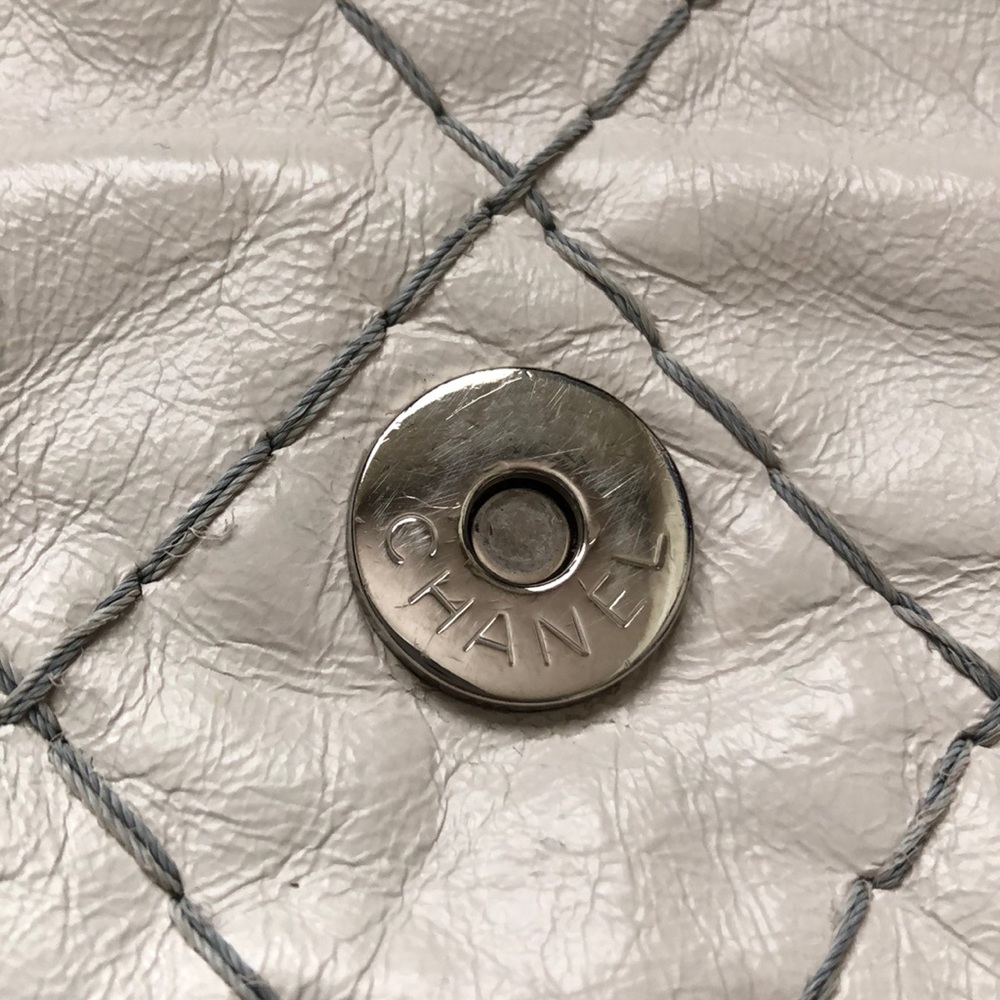 ❌SOLD!❌White leather Chanel bag. Fabulous! - Picture 8 of 8